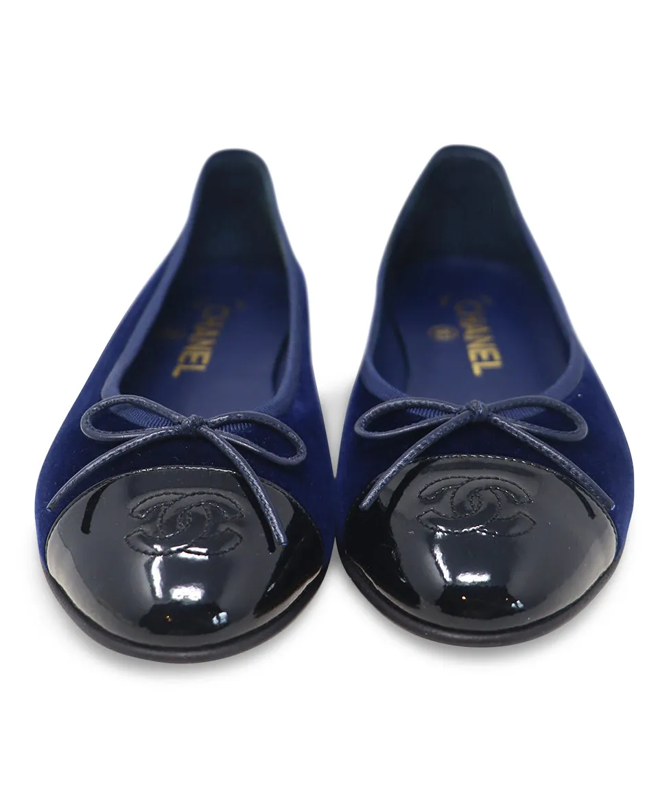 Chanel Navy Velvet Ballerina Flats sz 7