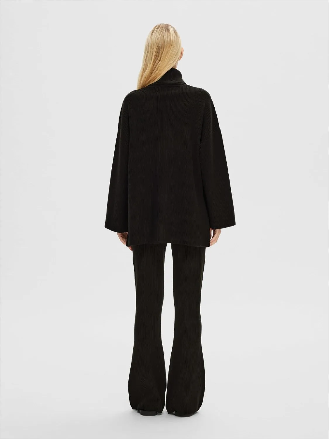 Karo Ls Long Knit Roll Neck - Black