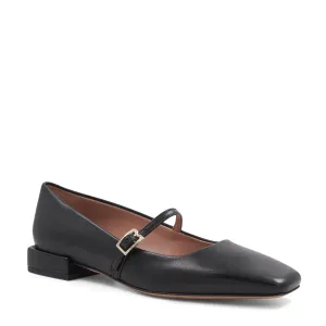 Lucia Mary Jane Flat