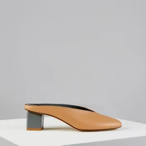 Mildred Mules in Cammello Grigio