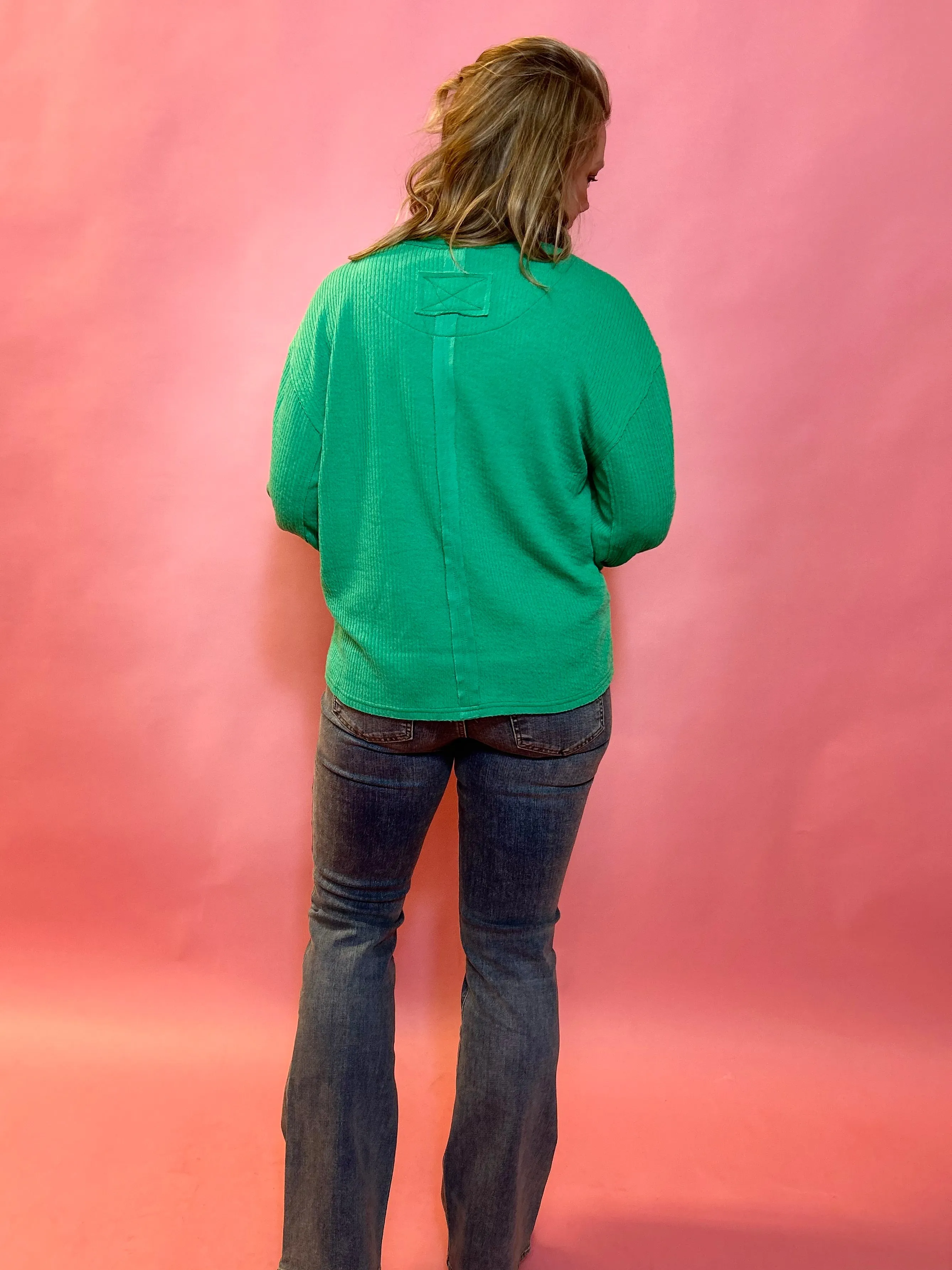 Seamlessly Chic: Long Sleeve Solid Round Neck Top in Green